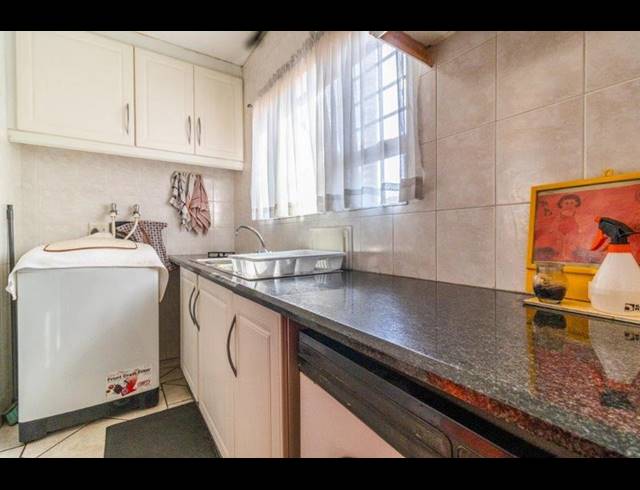 4 BEDROOM HOUSE FOR SALE IN MEYERSDAL ESTATE